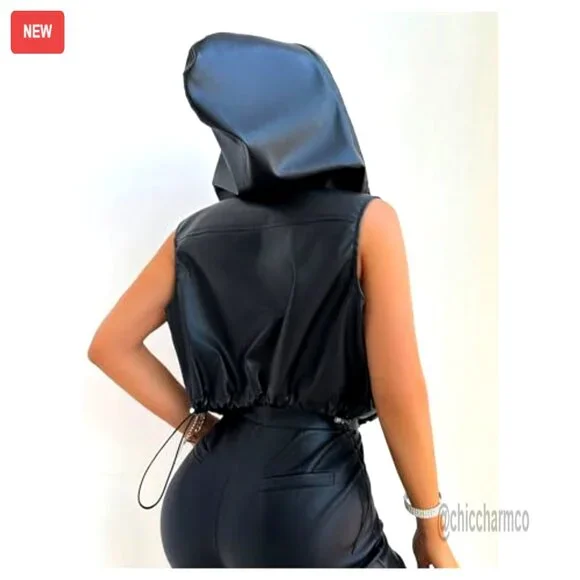 PU Leather Zip Up Cropped Vest Sleeveless Hooded Jacket with Pockets